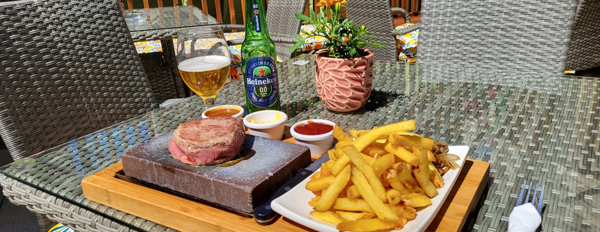 Rafters Gastro Pub