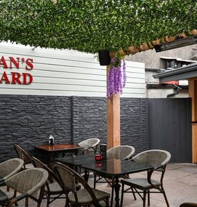 Lenehans Bar Yard