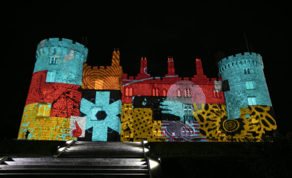 KAF19 JDK LIGHT UP THE CASTLE 1